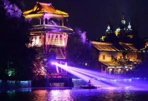 【重磅】今晚，國際光影藝術節(jié)點燈儀式在天鵝湖濕地公園舉行！