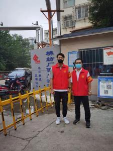 市文旅集團一線戰(zhàn)“疫”之：“帥飛了”組合秒變“救火勇士”，“暖心”大白全心全意為居民服務(wù)